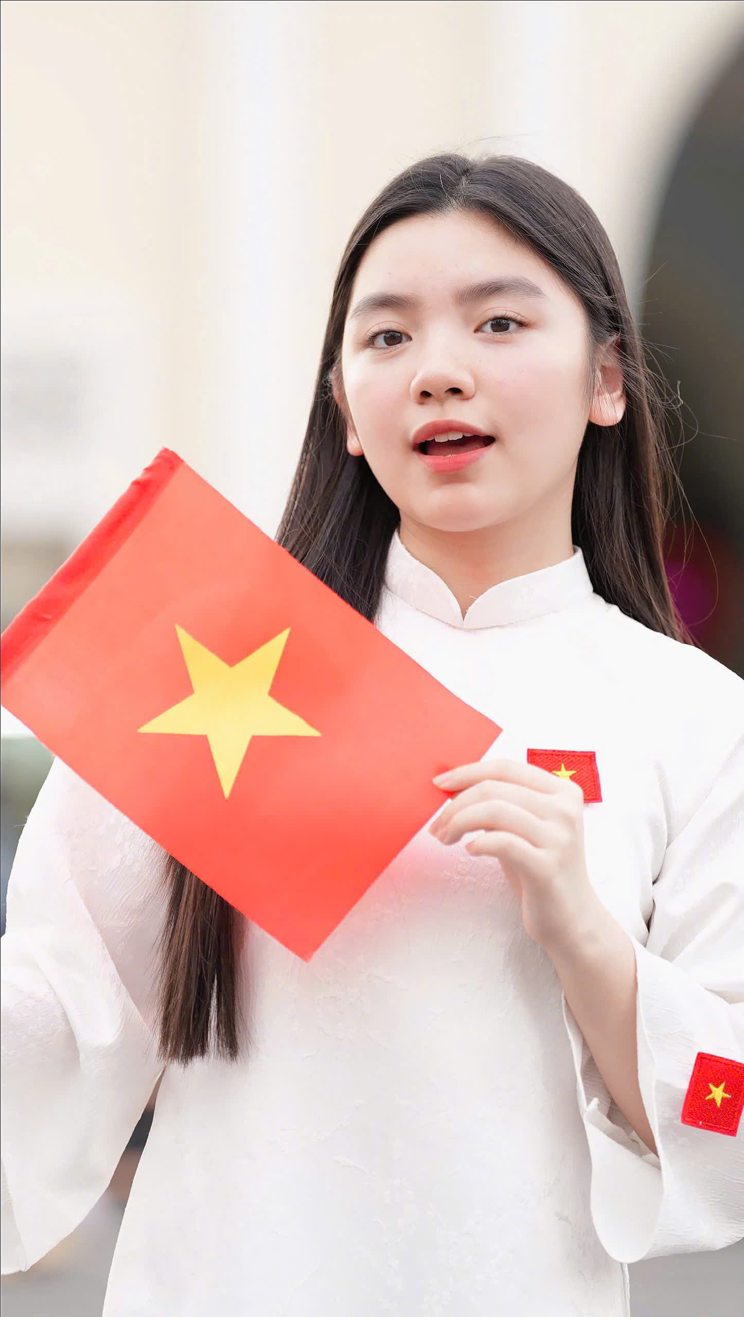 ENИI - Áo dài chợ Bến Thành